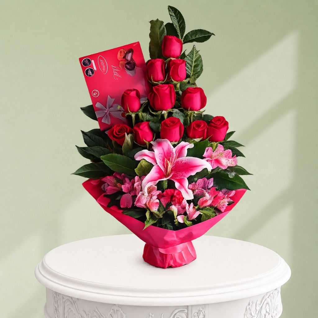 Arreglo rosas con chocolate Iberica mixta 125 gr