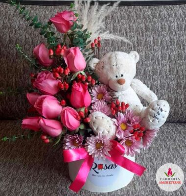 Rosas con peluche