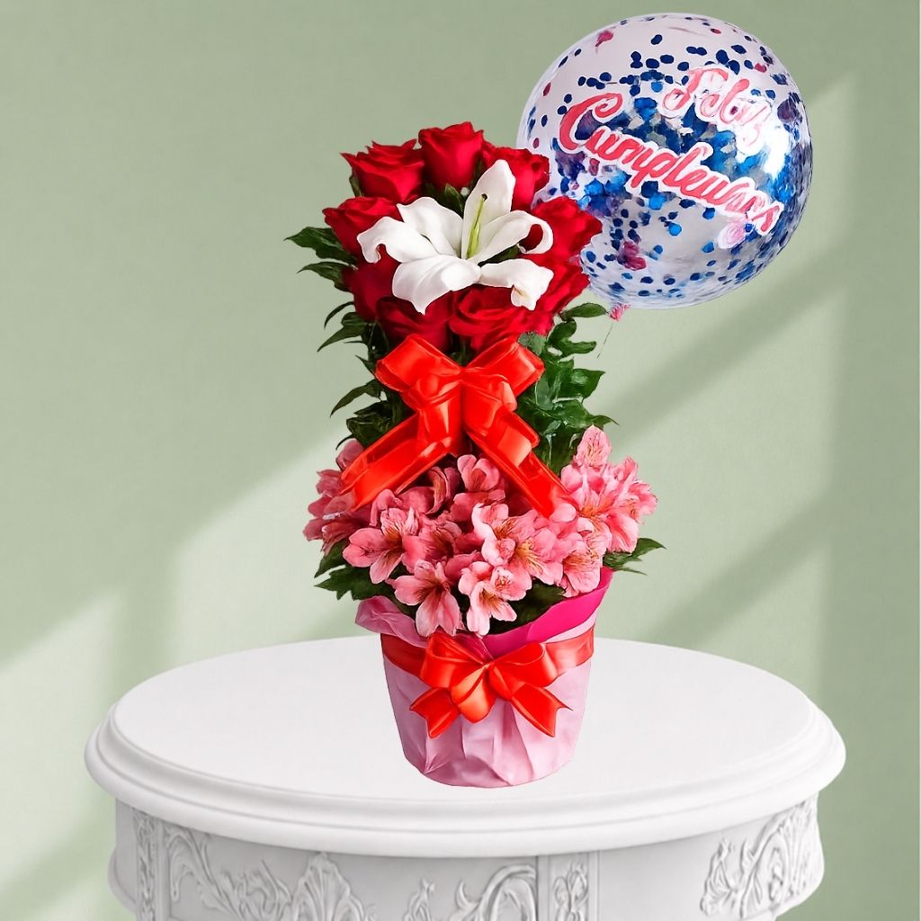 Arreglo de rosas con globo personalizado